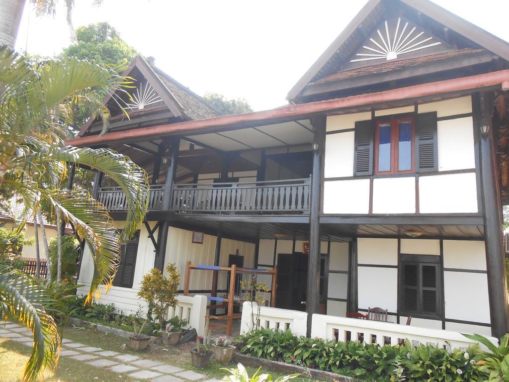 Отель Kongmany Colonial House Muang Khong Экстерьер фото